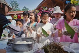 希望你在新疆越来越好！祝李炎哲24岁生日快乐！